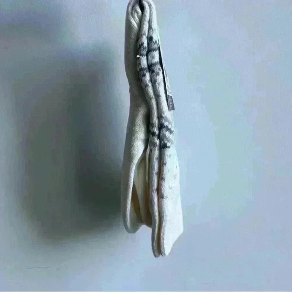 NWT Muk Luk White Ivory Retro Knee High Socks 6-11 - Socks Gift Idea - Picture 4 of 9